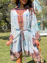 Bedrucktes Cover-Up-Oberteil mit Engelsflügeln